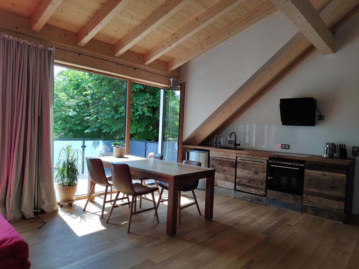 Ferienwohnungen Und Zimmer In Reutlingen-Goenningen Eksteriør bilde
