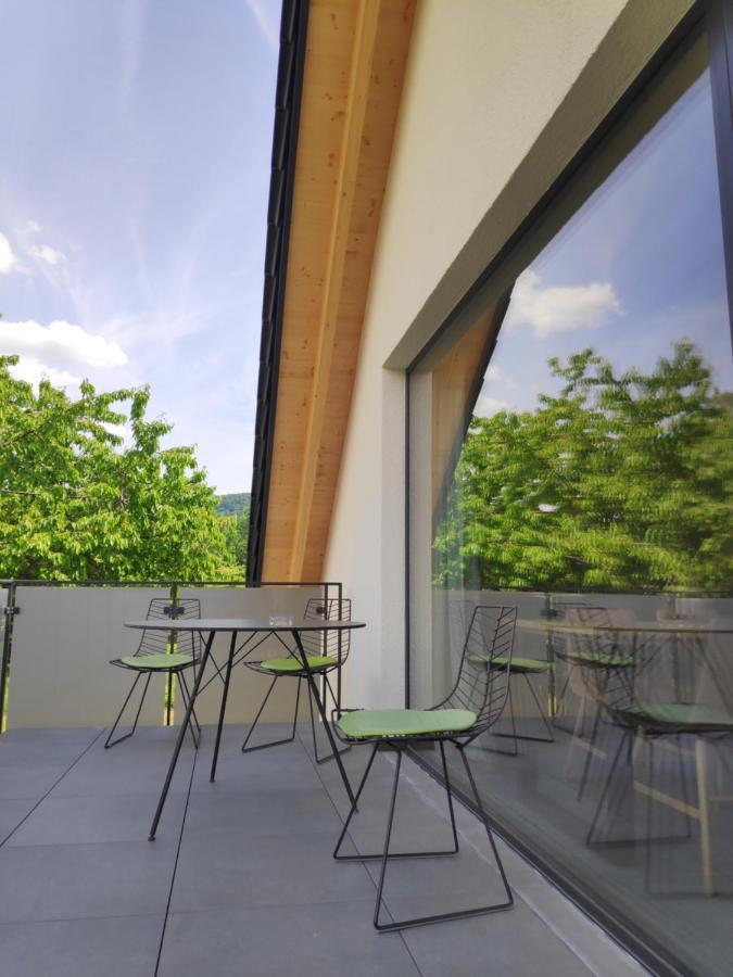 Ferienwohnungen Und Zimmer In Reutlingen-Goenningen Eksteriør bilde