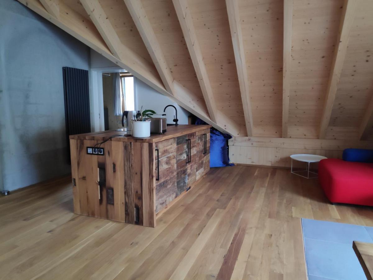 Ferienwohnungen Und Zimmer In Reutlingen-Goenningen Eksteriør bilde